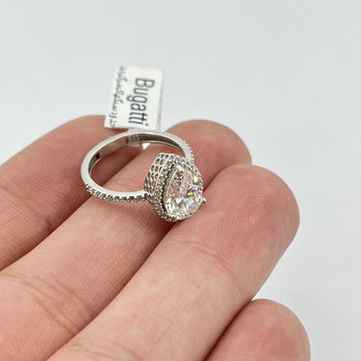  انگشتر طلا پایه جواهر تک تخمه اشکی کد ۱۸۰۷